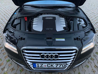 Audi A8 foto 10