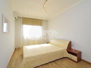 Apartament cu 3 camere, 148 mp, Centru, București,  193000 € ! foto 7