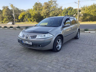 Renault Megane foto 1