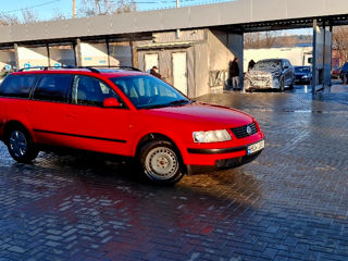 Volkswagen Passat foto 3