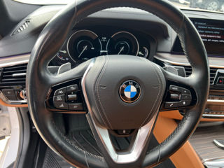 BMW 5 Series foto 11