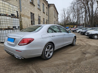 Mercedes E-Class foto 3