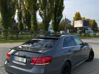 Mercedes E-Class foto 5