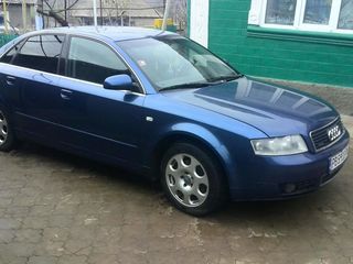 Audi A4 foto 2