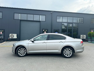 Volkswagen Passat foto 6