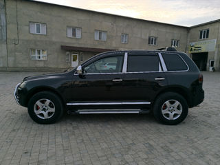 Volkswagen Touareg foto 4