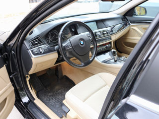 BMW 5 Series foto 4