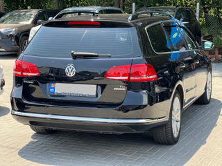 Volkswagen Passat foto 3