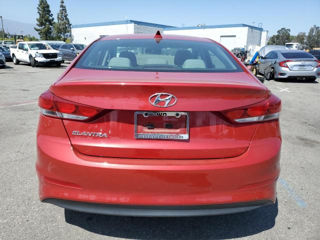 Hyundai Elantra foto 6