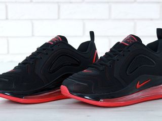 Nike Air Max 720 Black & Red foto 2