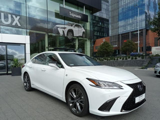 Lexus ES Series