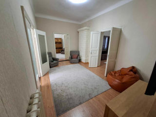 Apartament cu 4 camere, 80 m², Centru, Chișinău foto 4