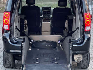 Dodge Grand Caravan foto 6