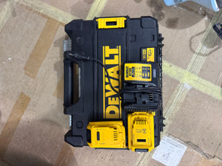 Аккумуляторы Dewalt и зарядник foto 6