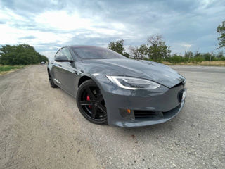 Tesla Model S foto 9