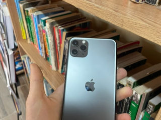 Vând iPhone 11 Pro Max