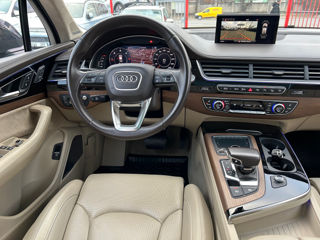 Audi Q7 foto 8