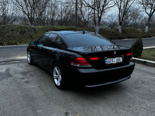 BMW 7 Series foto 4