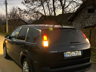 Ford Focus foto 6