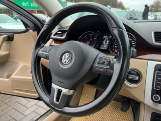 Volkswagen Passat foto 4