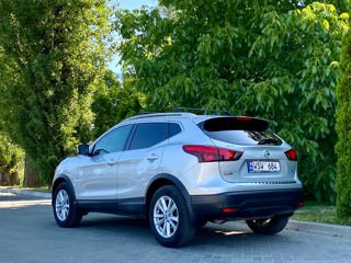 Nissan Rogue foto 3