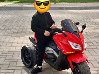 Vând motocicletă electrică 1300 lei + trotineta cadou foto 2