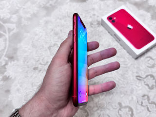 iPhone 11 64GB Red foto 3