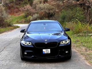 BMW 5 Series foto 3