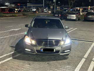 Mercedes E-Class foto 2