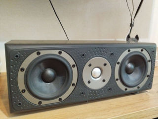 Bowers & Wilkins 300 foto 2