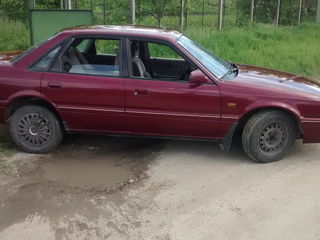 Mazda 626 foto 2