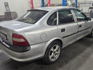 Opel Vectra foto 2