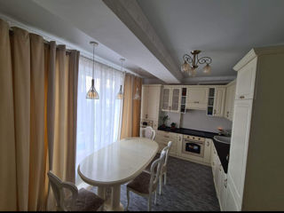 Apartament cu 3 camere, 85 m², Botanica, Chișinău foto 3