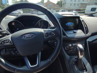 Ford Kuga foto 6