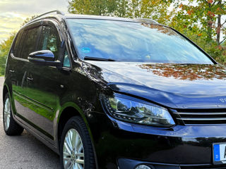 Volkswagen Touran foto 3