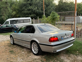 BMW 7 Series foto 5