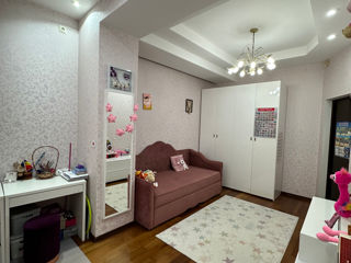 Apartament cu 4 camere, 120 m², Râșcani, Chișinău foto 4