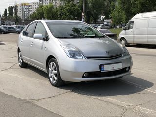 Toyota Prius foto 2