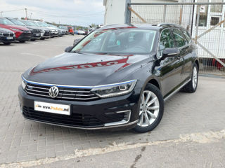 Volkswagen Passat foto 3