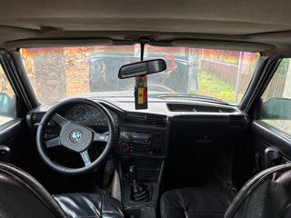 BMW 3 Series foto 7