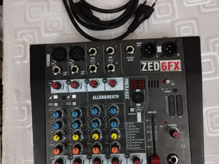 Mixer analogic Allen-Heath ZED 6FX.