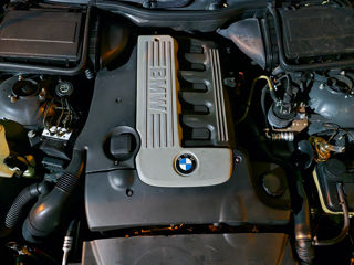 BMW 5 Series foto 5