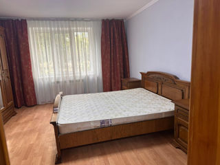 Apartament cu 4 camere, 85 m², Ciocana, Chișinău foto 3