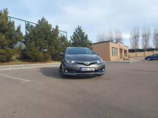 Toyota Auris foto 2