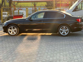 BMW 3 Series foto 5