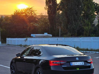 Skoda Superb foto 6