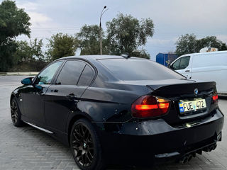 BMW 3 Series foto 1