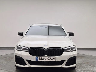 BMW 5 Series foto 3