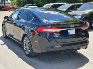 Ford Fusion foto 3