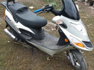 Honda moped foto 3